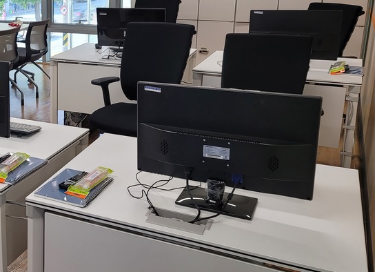 저비용컴퓨터렌탈 중고컴퓨터렌탈 컴퓨터단기렌탈 감사용컴퓨터렌탈.jpg